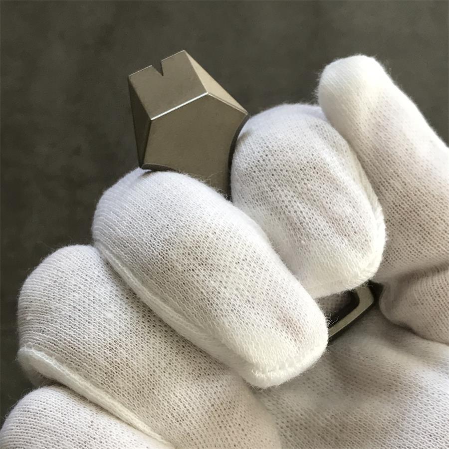 Portable Crowbar Bottle Opening EDC Window Breaking Tool