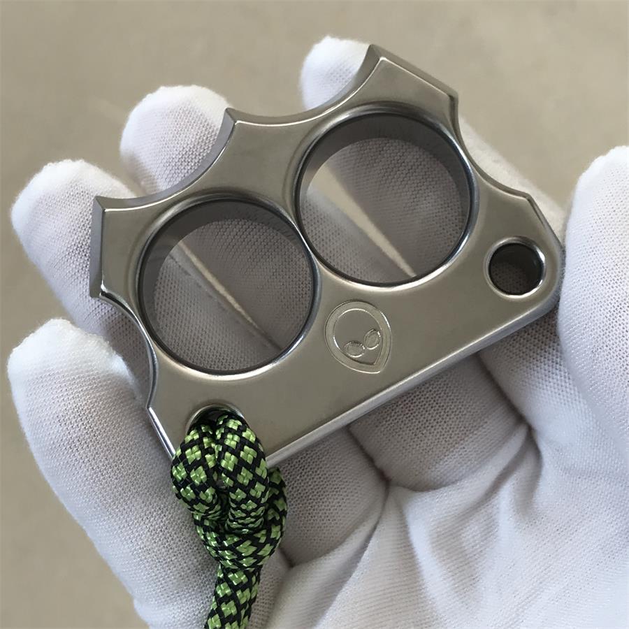 Mini 316 Steel Alien Knuckle Duster