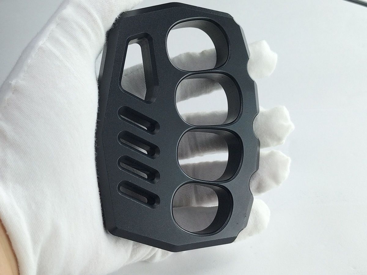 Sturdy Knuckle Duster Defense Boxing Emergency Window Breaking Grappling Fighting EDC Tool