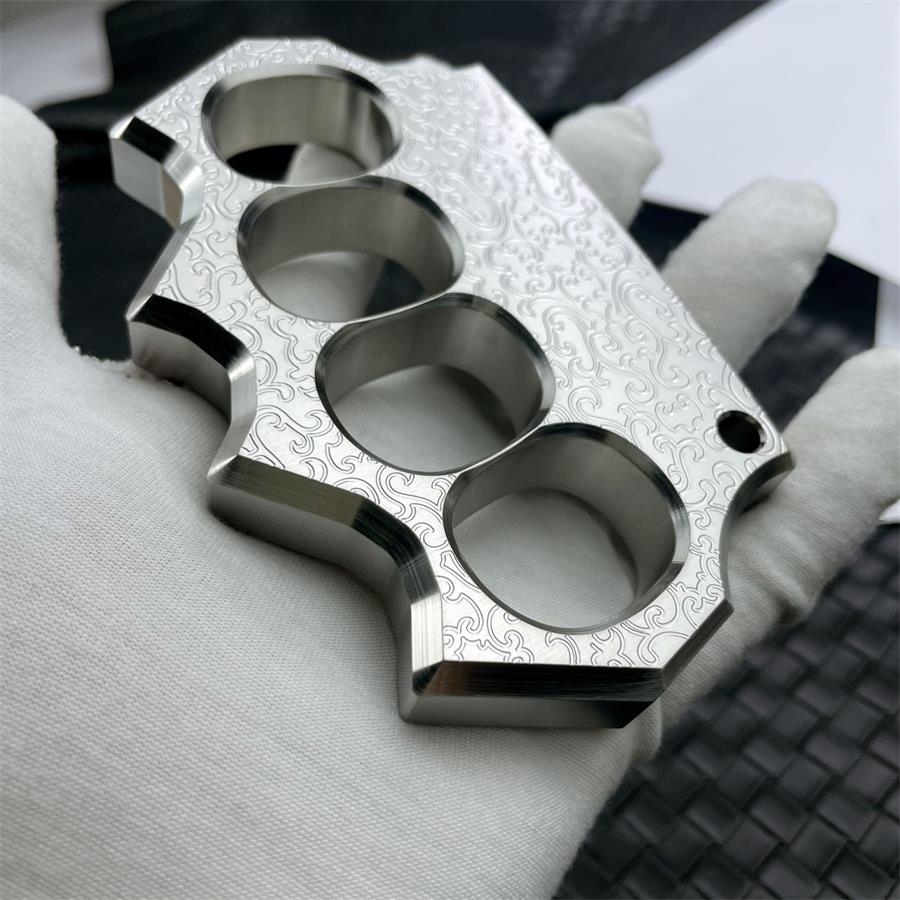 Engraved Pattern Knuckle Duster Sturdy Steel EDC Tool