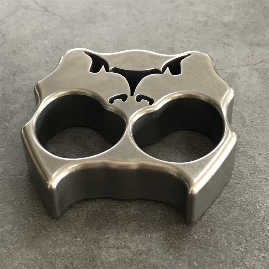 GODEDC Solid TC21 Titanium Alloy Dog Knuckle Duster