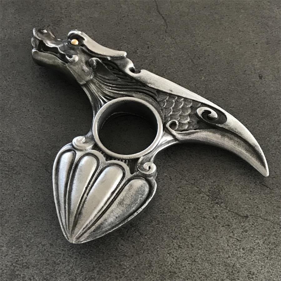 Creative Knuckle Duster Dragon Pattern EDC Tool