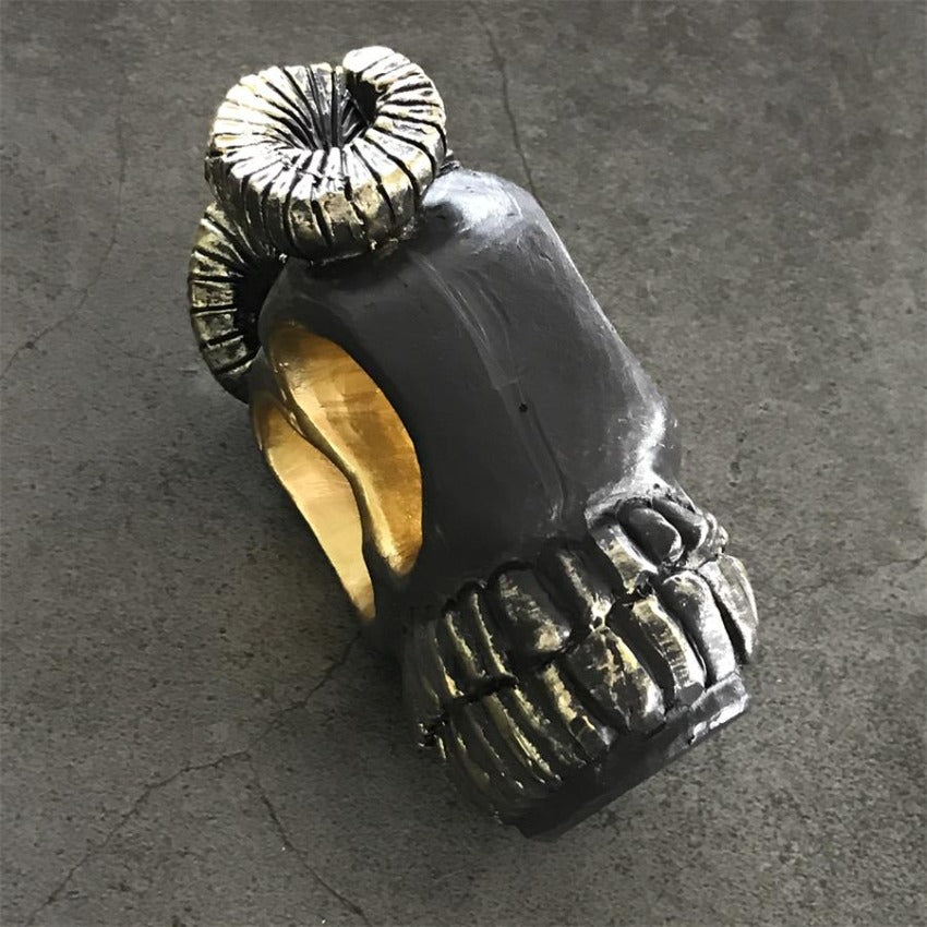 Fashion Skull Knuckle Duster Ram Horn Decorations