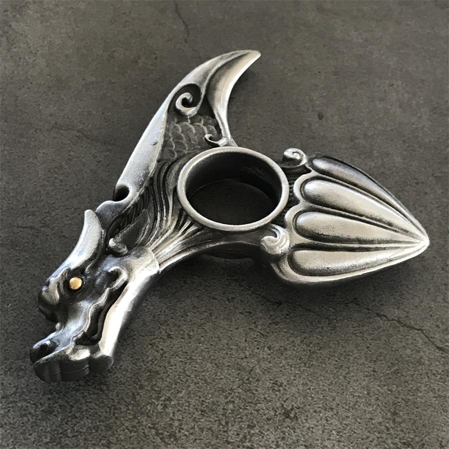 Creative Knuckle Duster Dragon Pattern EDC Tool