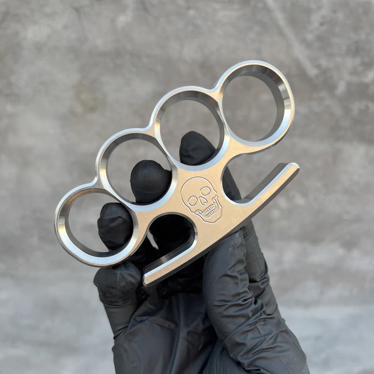Solid Steel Knuckle Duster Broken Window Self-defense EDC Tool