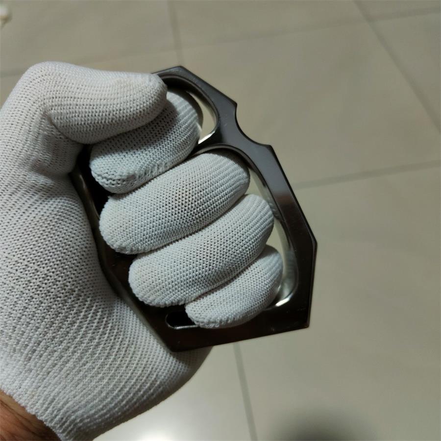 Titanium Alloy Window Breaking Knuckle Duster