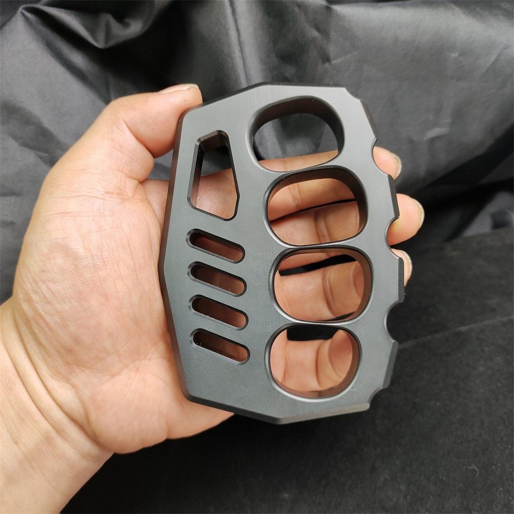 Outdoor Self-defense Knuckle Duster Portable Boxer Protective Gear