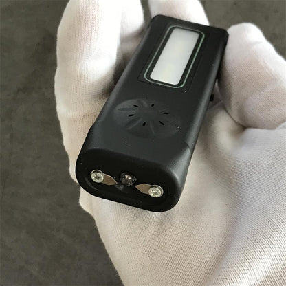 Multifunctional stun gun 4