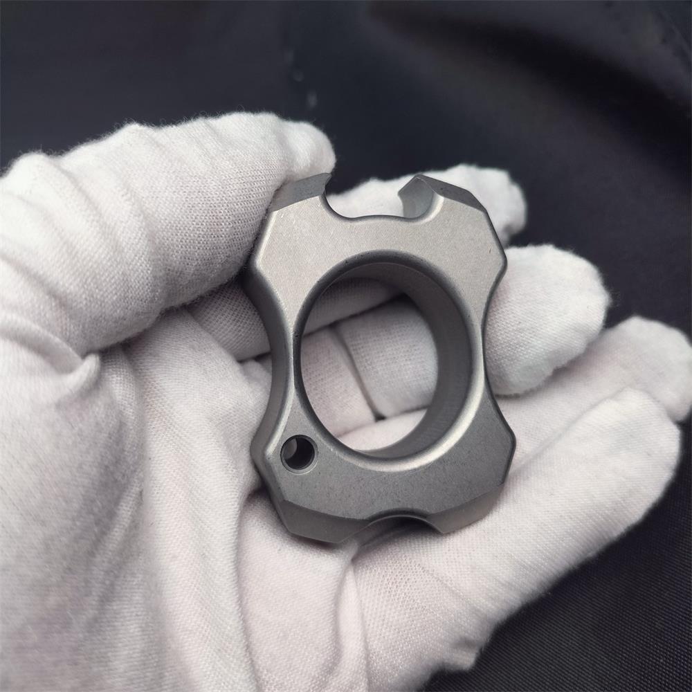 Mini Knuckle Duster Multifunctional Bottle Opener Tool