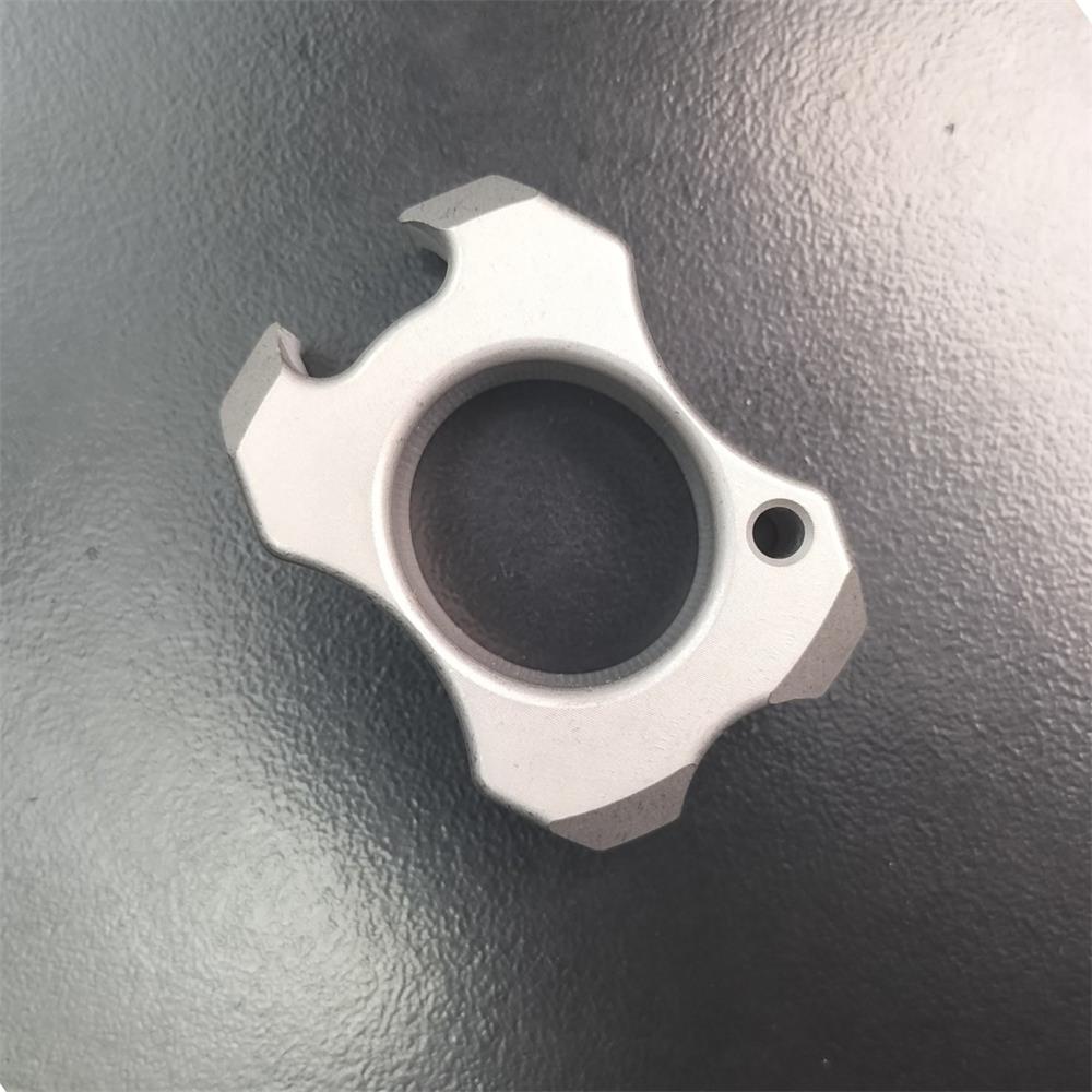 Mini Knuckle Duster Multifunctional Bottle Opener Tool