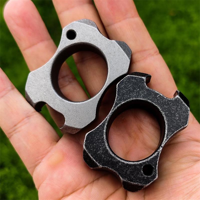 Multifunctional Bottle Opening Knuckle Duster Broken Window Protective Gear