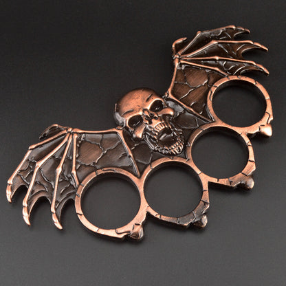 Large Bat Knuckle Duster Four Fingers Tiger Fist Ring Hand Buckle Outdoor Defense Gloves Combat Broken Windows EDC Tools