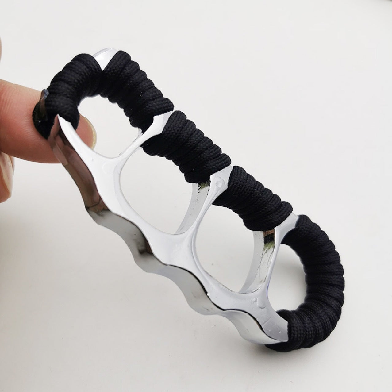 Self-defense Knuckle Duster Finger Tiger Tied Rope Four-finger Buckle ...