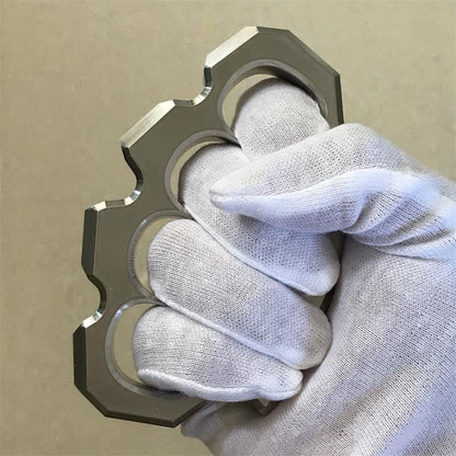 Rugged Stainless Steel Knuckle Duster Finger Buckle Outdoor Defense Boxing Window Breaker Combat Training Gear