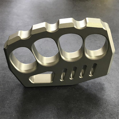 Aviation aluminium knuckle dusters held in hand