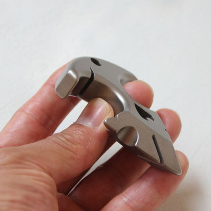 Mini Titanium Knuckle Duster Self Defense Broken Window EDC Tool