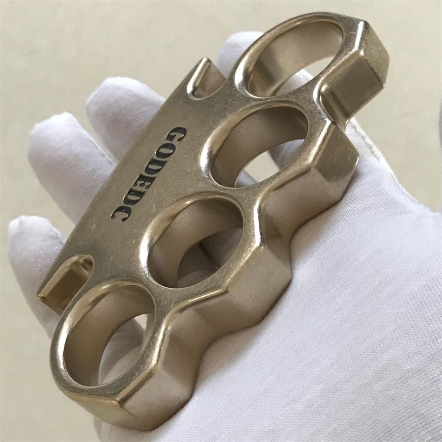 GODEDC KING OF GOD Stonewashed Classic Brass Knuckle Duster