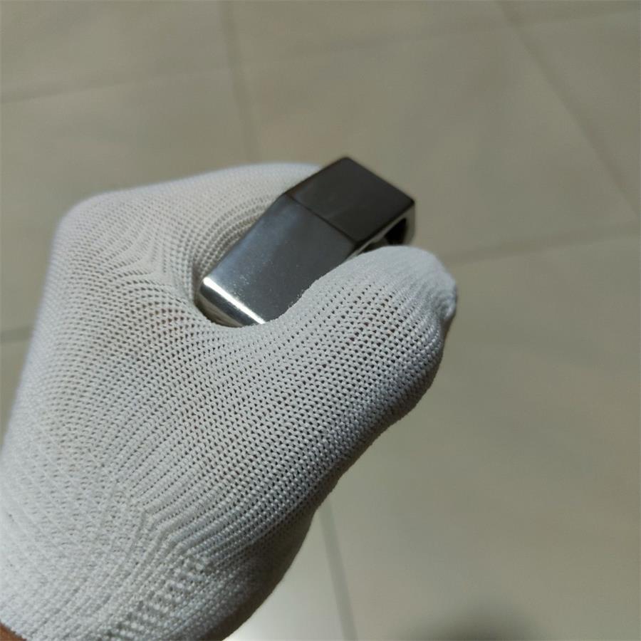 Titanium Alloy Window Breaking Knuckle Duster