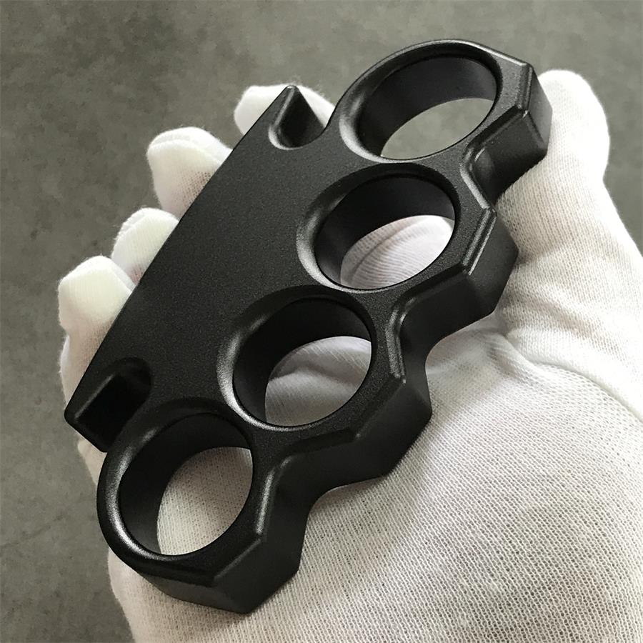 Lightweight 7075 aviation aluminium knuckle duster one-piece moulding detail