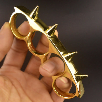 Métal Défense Knuckle Duster Doigt Fermoir Anneau Hommes et Femmes En Plein Air Auto-défense Doigts Tigre Bagage À Main Fenêtre Briseur Poche EDC Outils